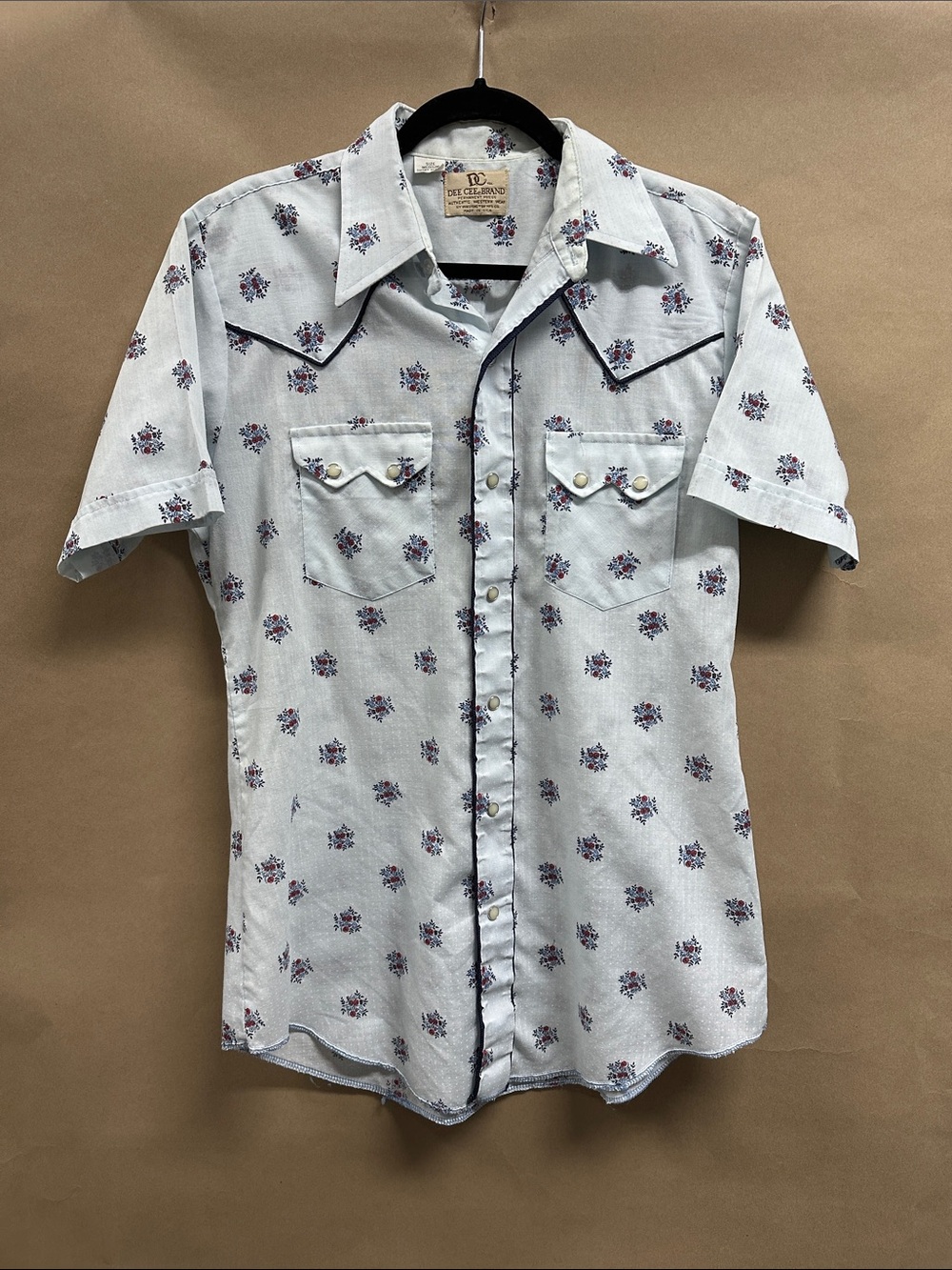 Dee Cee Brand Men’s Light Blue Floral Short-Sleeve Western Shirt size M